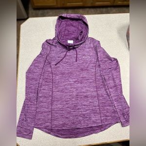 Women’s Columbia hooded sweater